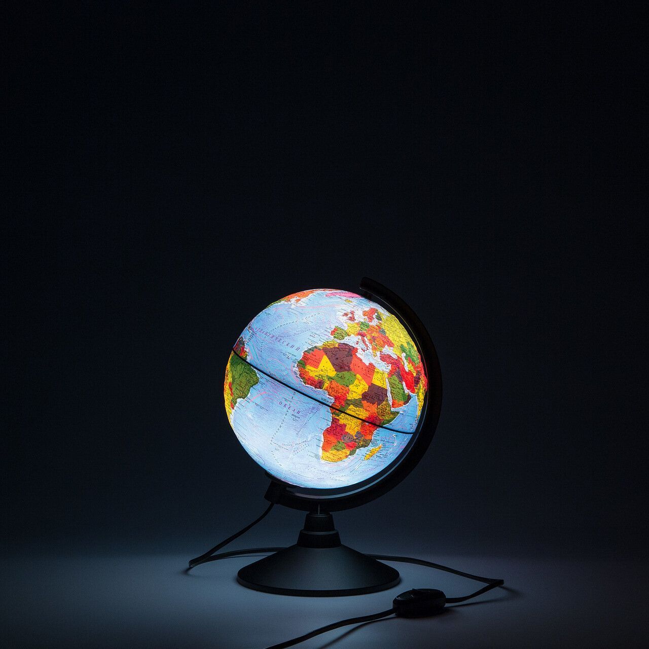 Глобус Земли рельефный физико-политический 210 мм с подсветкой Классик